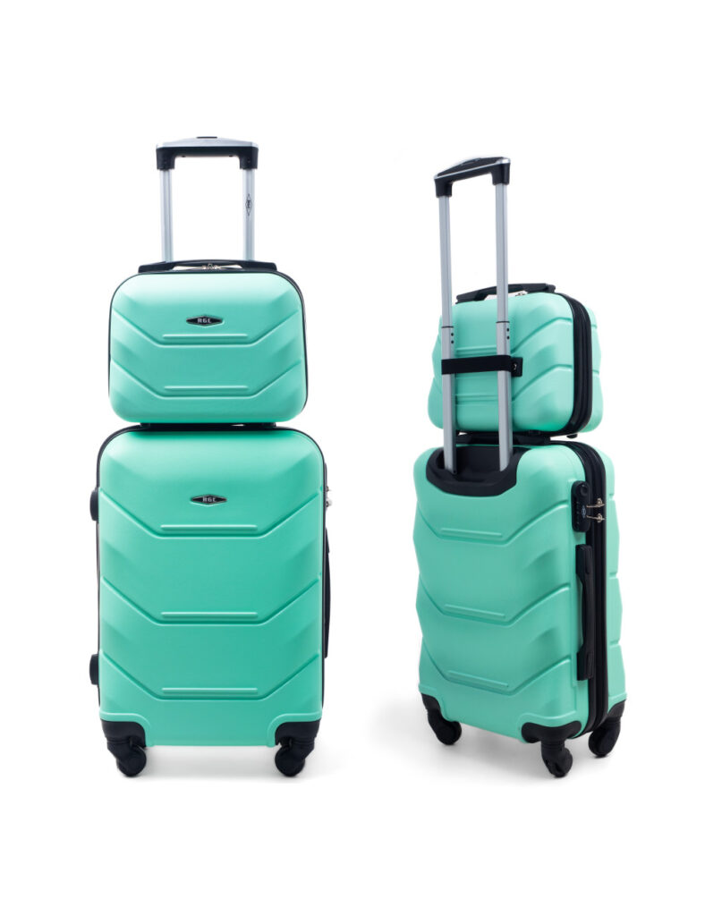 Każdy pasażer podróżujący do Danii ma prawo do zabrania dwóch walizek do pięćdziesięciu kilogramów łącznie.